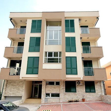 Apartments Draskovic Mirista Petrovac 外观 照片